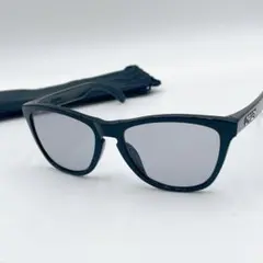 OAKLEY サングラス Frogskins フロッグスキン ブラックm699