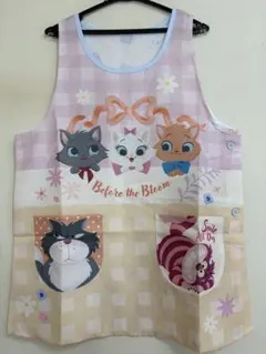 新品・未使用　ディズニー　キャッツ　保育士　エプロンのサムネイル