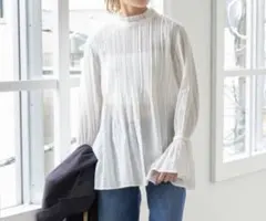 スピックアンドスパン　コットンジョーゼットピンタックブラウス