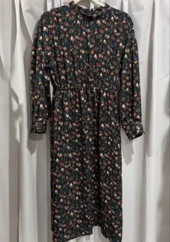 RETRO GIRL レトロガール ワンピース 小花柄 花柄 グリーン カーキ