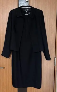 東京ソワール　ハナイユキコ セレモニー　礼服　ブラックフォーマル