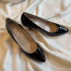 ほぼ新品！MODE ET JACOMO carino パンプスブラック 23cmのサムネイル