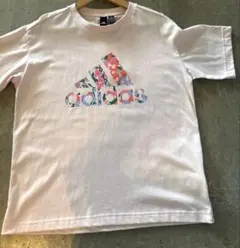 adidas フラワープリントロゴ Tシャツ Mサイズ