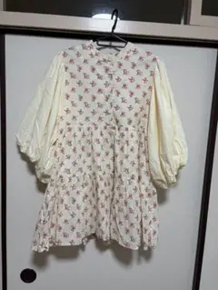 épine フラワープリント ミニワンピース