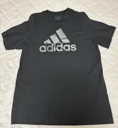 adidas カモフラロゴ Tシャツ ブラック