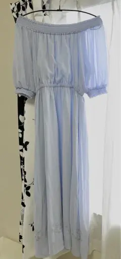 新品マーキュリーデュオ　ワンピース　2wayショルダー　シルバー刺繍ワンピース