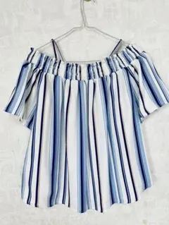 ★☆ほぼ新品☆★ オフショルトップス