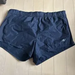 ショートパンツ