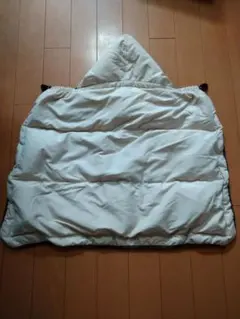 抱っこ紐　ケープ　防寒　西松屋