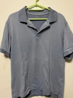 グレー ポロシャツ