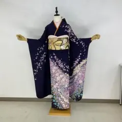 極美品　振袖フルセット　 豪華　正絹 極美品 正絹振袖フルセット 古典花 大柄 金彩 金刺繍 縁起柄