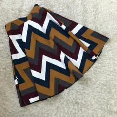 【SPRAY PREMIUM】幾何学柄 ブラウン系 フレアスカート エレガント