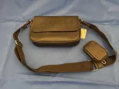 GUESS ショルダーバッグ ポーチ付きのサムネイル