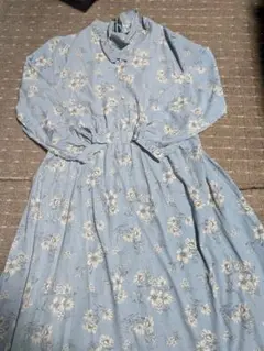 3LサイズHoneys水色 花柄 ロングシャツワンピース