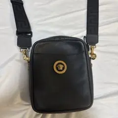 y*u様 VERSACE メデューサ ショルダーバッグのサムネイル