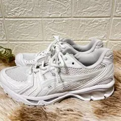 未使用✨asics アシックス gel kayano 14 スニーカー 23.5