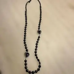 ストロベリーフィールズ　ハートモチーフロングネックレス