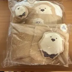 スリーコインズ　スパイファミリー　 着る毛布　ボンド、マフラー　など