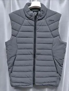 美品　タイトリスト　中綿ベスト　グレー