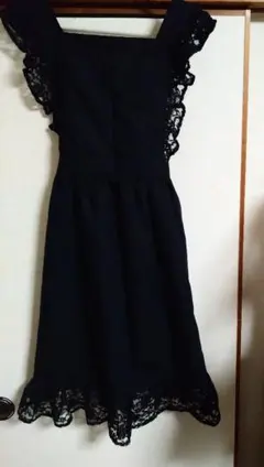 レース付き黒エプロンM サイズ