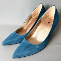 22. ワコール サクセスウォーク スエード ポインテッドトゥ ブルー系