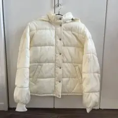 earth music&ecology フード付きアイボリー ダウンジャケット