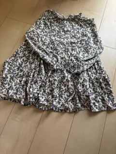 花柄ティアードワンピース130㎝