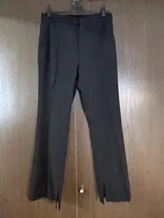 グリーンレーベルリラクシング　サイドスリット入り黒フレアパンツ　ショートS