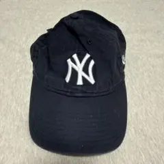 NEW ERA × MoMA 9TWENTY NYキャップ