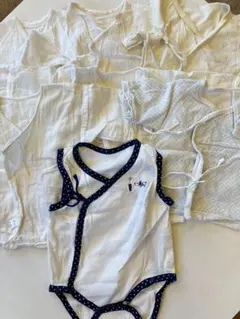 used 新生児短肌着3枚、コンビ肌着3枚　ノースリーブコンビ肌着1枚　コットン