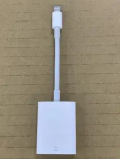 純正 Apple Lightning SDカードカメラリーダー A1595