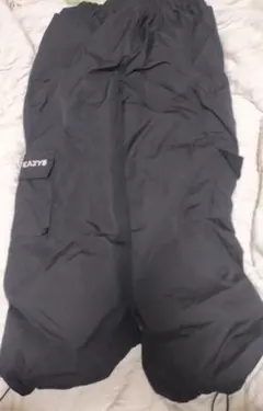 EAZY'S ブラックカーゴパンツ
