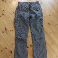 OshKosh カーゴパンツ カーキ色のサムネイル