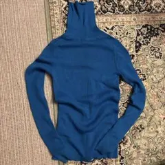 リブ編みタートルネックセーター ターコイズブルー