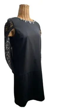 ビジュー　レース　黒　ワンピース　ドレス パーティーにいかがでしょうか？