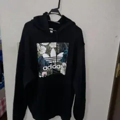 adidas トレフォイル ボタニカル柄 パーカー ブラック