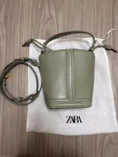 【美品】ZARA グリーン 巾着型ショルダーバッグ