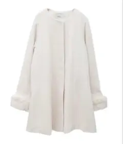 earth music&ecology ホワイトファー付きフレアコート