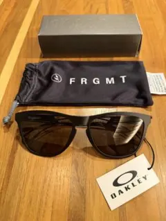 Oakley フラグメントデザイン　チタン　サングラス