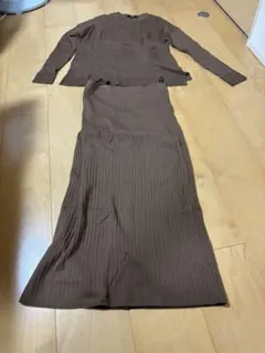 UNIQLO セーター　セットアップ　薄手　茶色