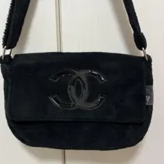 ノベルティCHANELパイルショルダーバッグ