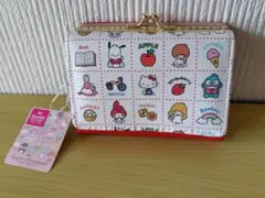 サンリオレトロ　キャラクター柄　 三つ折り財布