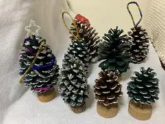 松ぼっくり クリスマスツリー ハンドメイド 8個セットのサムネイル