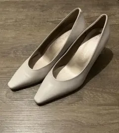 銀座かねまつ　パンプスのサムネイル