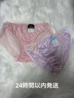 ピンクと薄紫のショーツ2枚セット　後ろレース