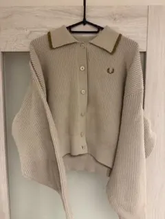 FRED PERRY リブニット カーディガン ベージュのサムネイル