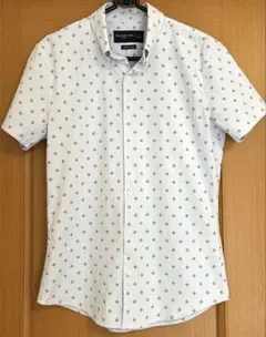 美品　アバクロンビー&フィッチ　アバクロ　ボタンダウンシャツのサムネイル