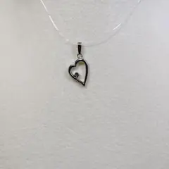 ハート型ペンダント ペリドット付き