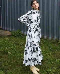 新品タグ付 フレイアイディー FRAY I.D★プリントデザインスリーブワンピ