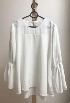 《即日発送》#レディースブラウス　バルーンスリーブ 無地　ホワイト
